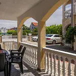 Tusla Apartamento *