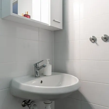 Tusla Apartment *