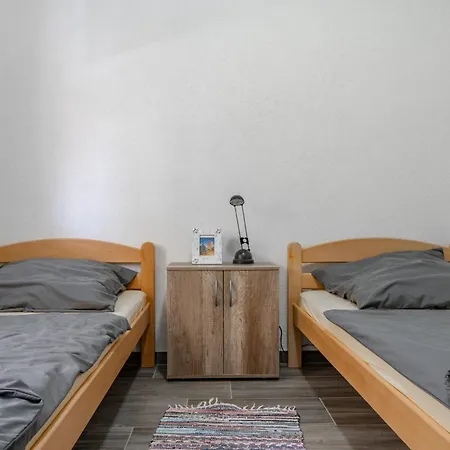 Tusla Apartment *
