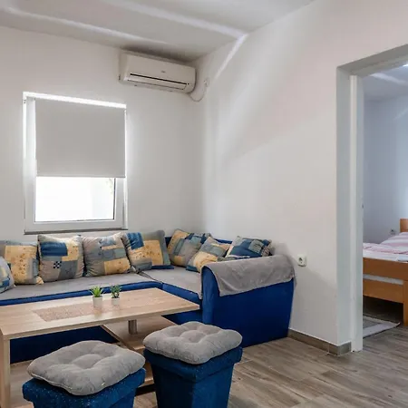 Tusla Apartment