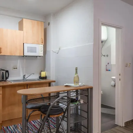 Tusla Apartment *