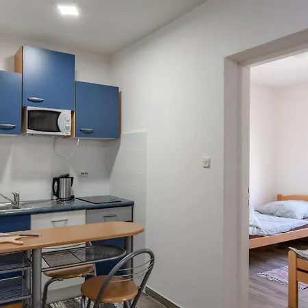 Tusla Apartment *